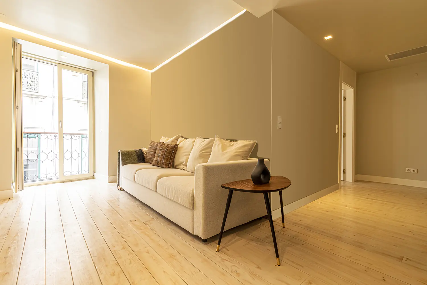 Photo from an apartment in Bairro Alto without the Perception of Expanded Space technique